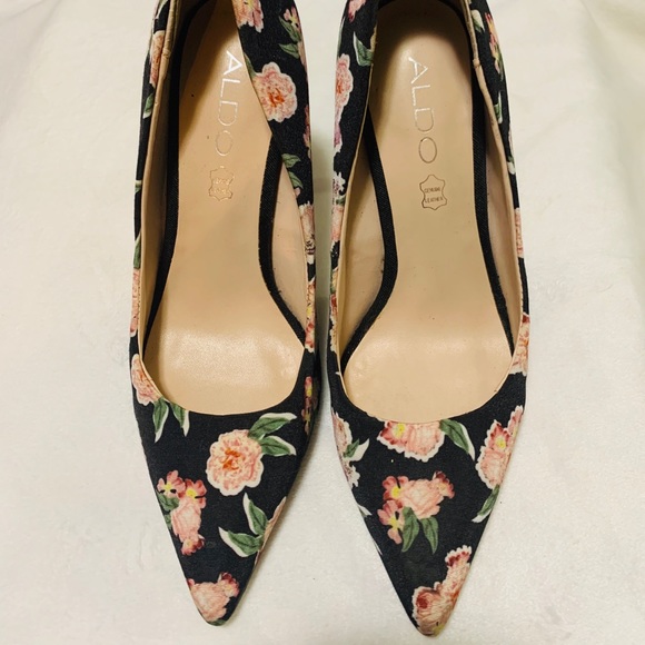 ALDO Floral Pumps - Picture 1 of 3